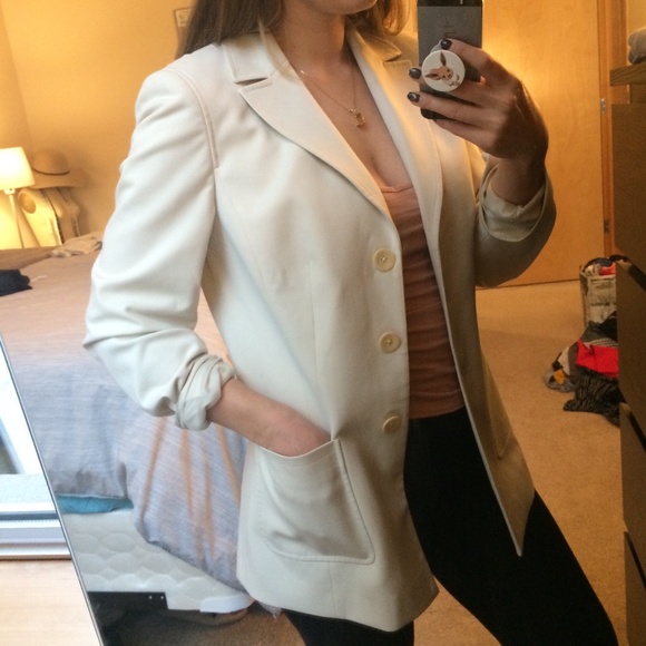 Caslon Off White Cream Ecru Long Lined 3 Button Front Blazer With Patch Pockets - Picture 3 of 16